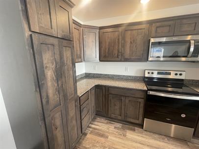 706 Black Diamond - C